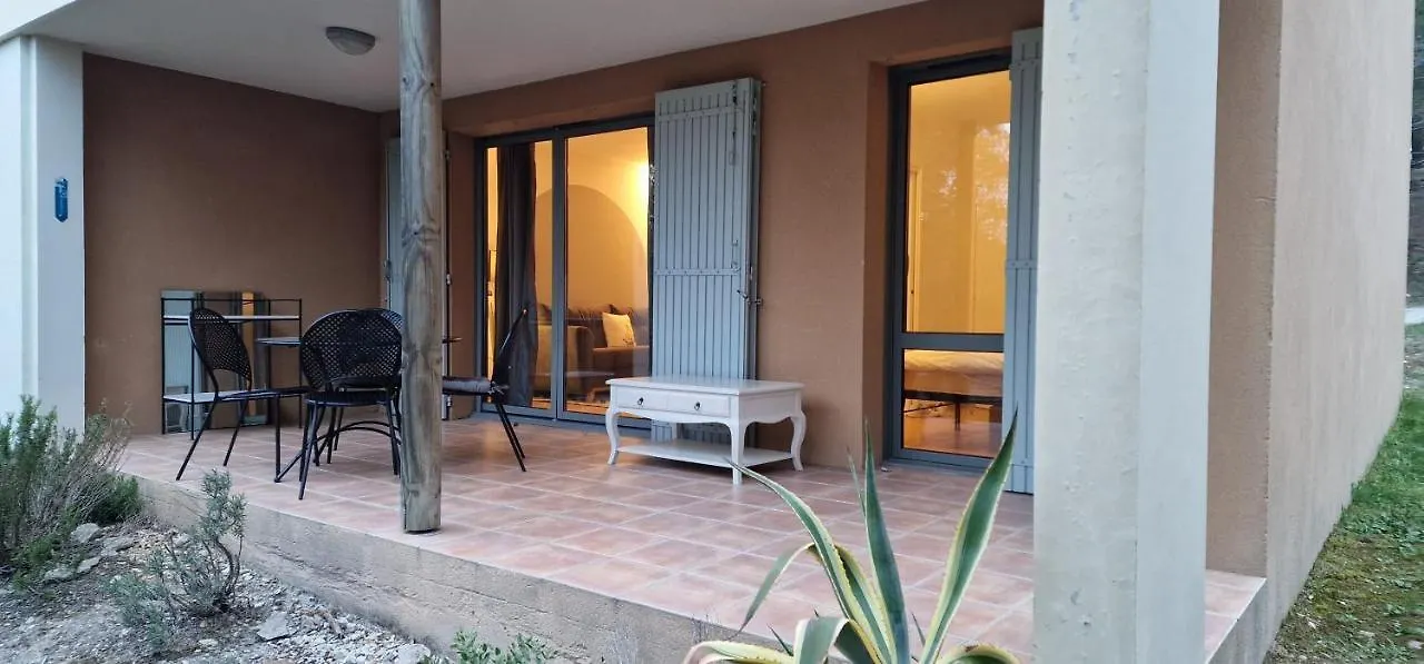 Apartment Appartement Sur Golf De L'Isle-Sur-La-Sorgue Saumane-de-Vaucluse Frankreich