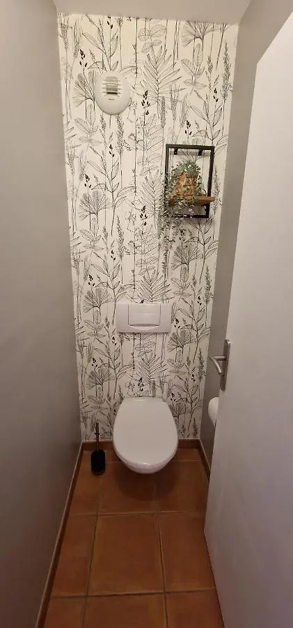 Appartement Sur Golf De L'Isle-Sur-La-Sorgue Saumane-de-Vaucluse Apartment